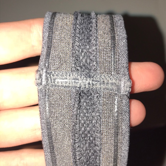 Grey Lululemon Headband - Picture 3 of 4
